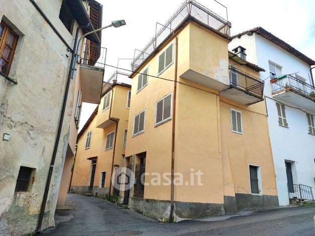 Casa indipendente in residenziale in Vicolo Garibaldi 16