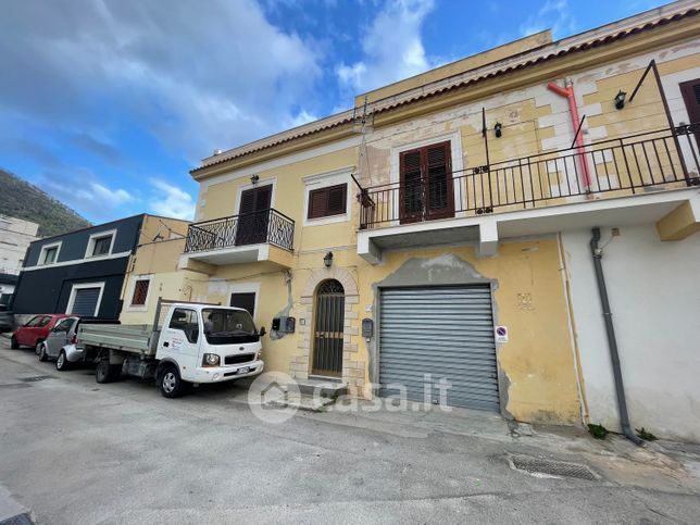 Appartamento in residenziale in Via Tommaso Natale 96 a