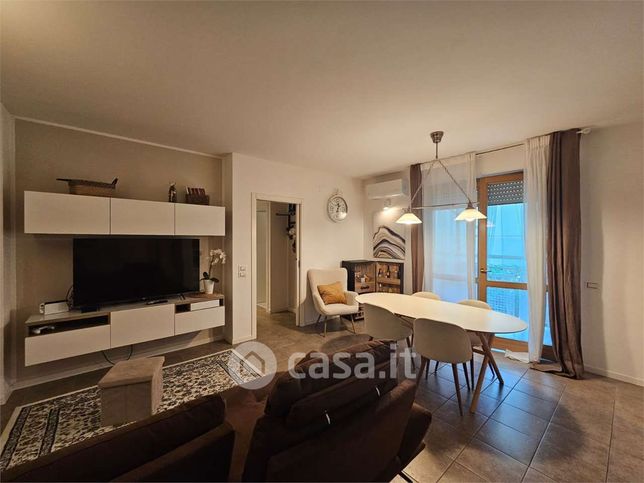 Appartamento in residenziale in Via Massimo D'Antona 3