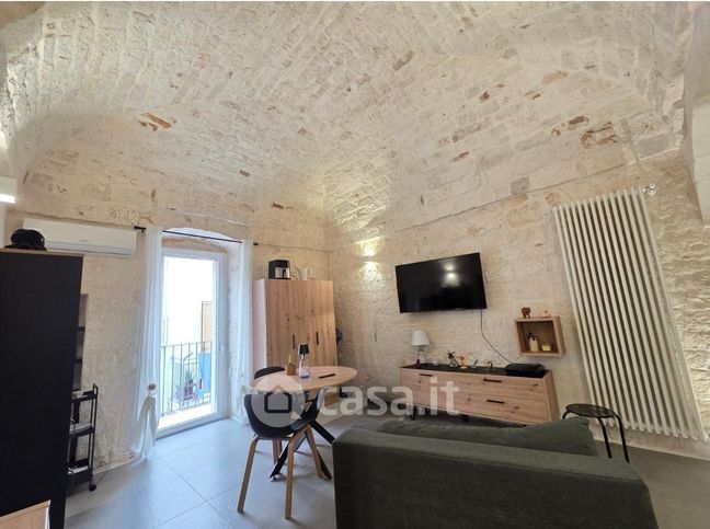 Casa bi/trifamiliare in residenziale in 