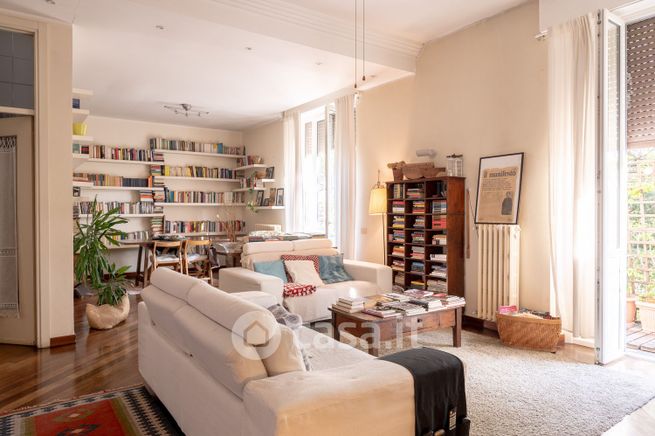 Villa in residenziale in Via Messina 23