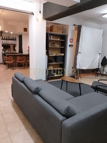 Ufficio in commerciale in Via Figino 1