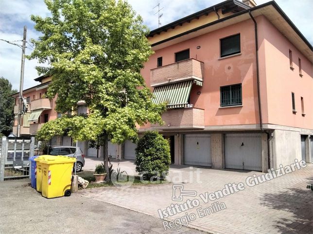 Appartamento in residenziale in Via Bosco 8