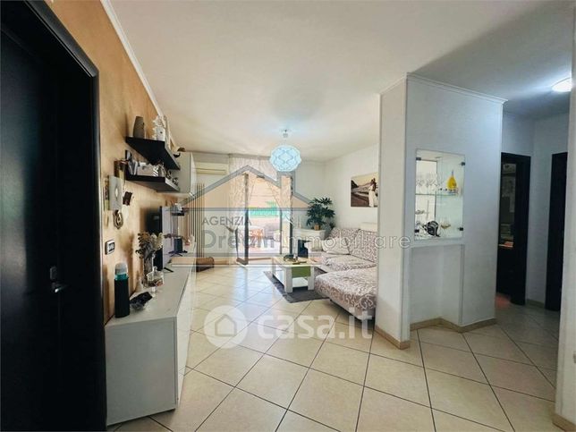 Appartamento in residenziale in Via signorelli