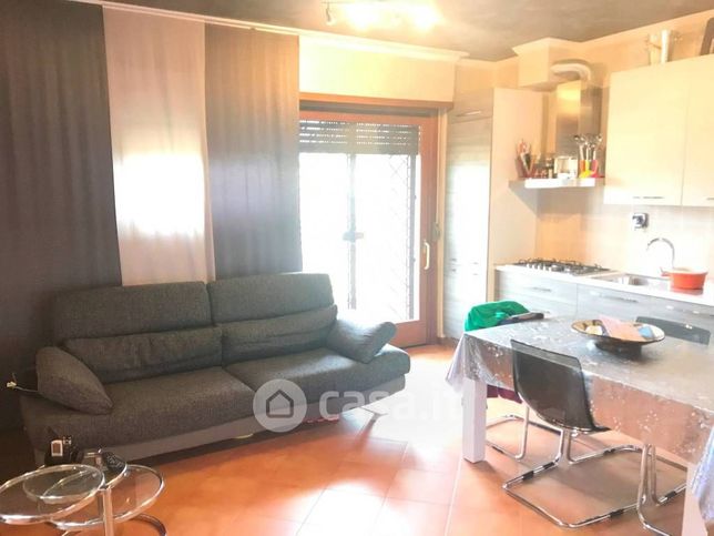 Appartamento in residenziale in Via Pierleone Ghezzi 51