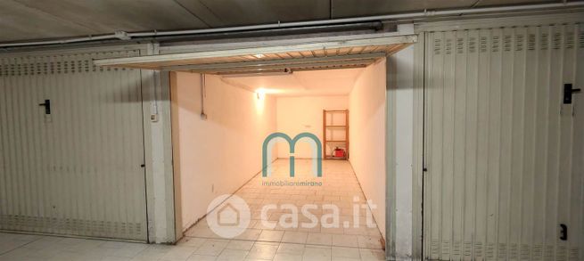 Box/posto auto in residenziale in Via Bassa Gambarare 37