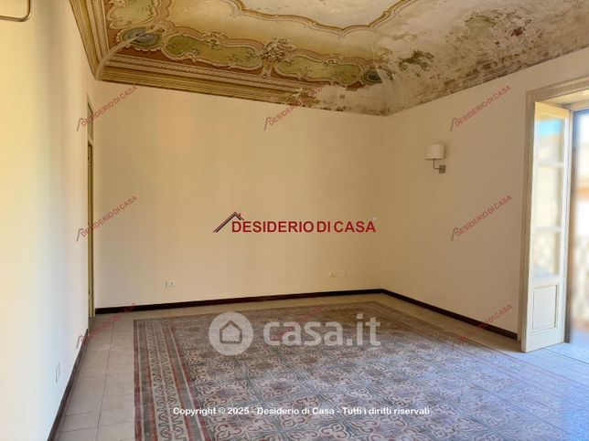 Ufficio in commerciale in Piazza Matrice 11