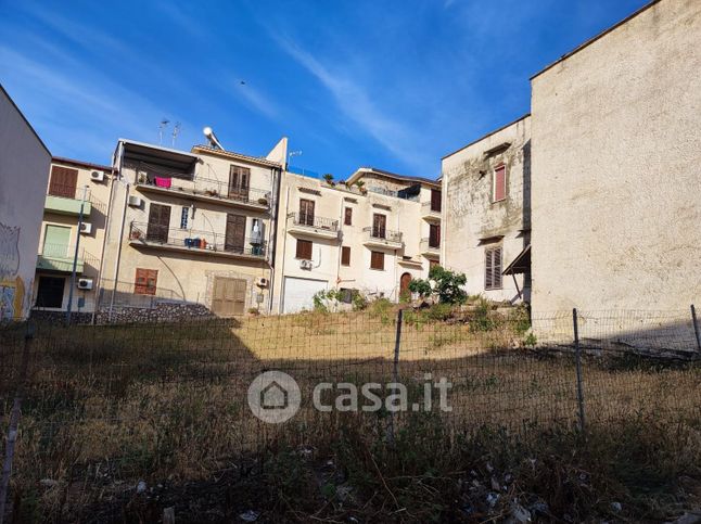 Terreno edificabile in residenziale in Via Ugo La Malfa