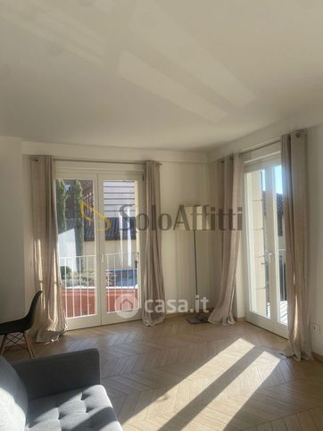 Appartamento in residenziale in Via Albussano 32
