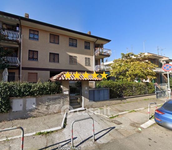 Box/posto auto in residenziale in Via delle Ciliegie