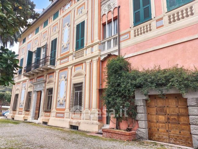 Villa in residenziale in Via Nazionale Piemonte 4