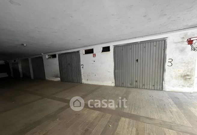 Garage/posto auto in residenziale in Via Alcide de Gasperi