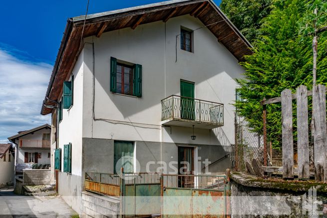 Casa indipendente in residenziale in Località Faller 23