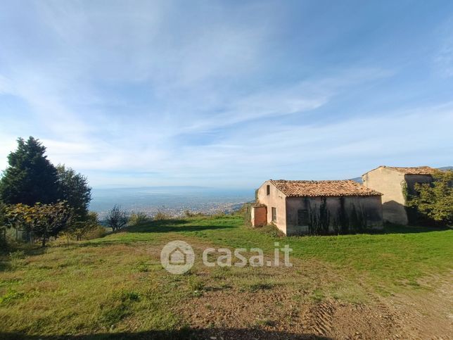 Terreno edificabile in residenziale in Strada Senza Nome