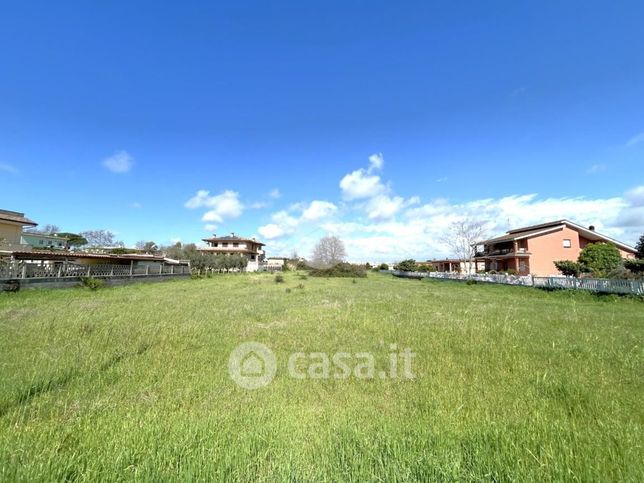 Terreno edificabile in residenziale in Via degli Abruzzi