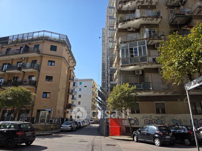 Ufficio in commerciale in Via Donato Somma 36