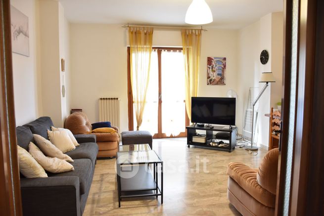 Appartamento in residenziale in Via Casetta 10