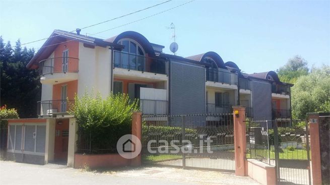 Appartamento in residenziale in Via Lombardia 6