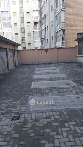 Box/posto auto in residenziale in 