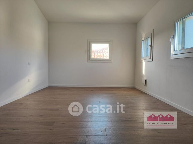 Appartamento in residenziale in Via Fratelli Vianello - Moro