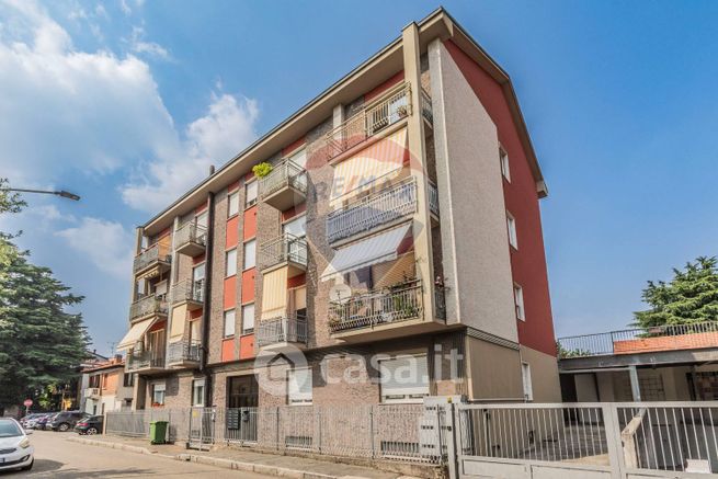 Appartamento in residenziale in Via Cesare Battisti 3