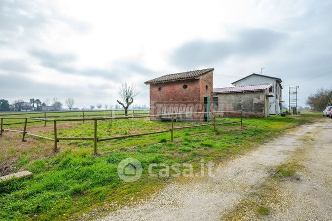 Garage/posto auto in residenziale in Via Massumatico 2251