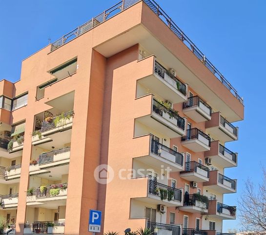 Appartamento in residenziale in Piazza Attilio Muggia 1