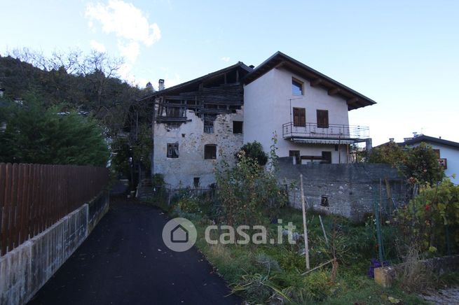 Appartamento in residenziale in Via Lozeri 29