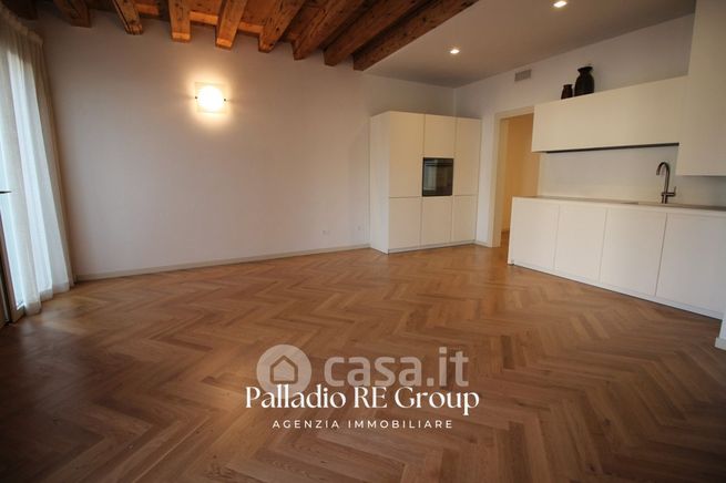 Appartamento in residenziale in Contrà del Monte