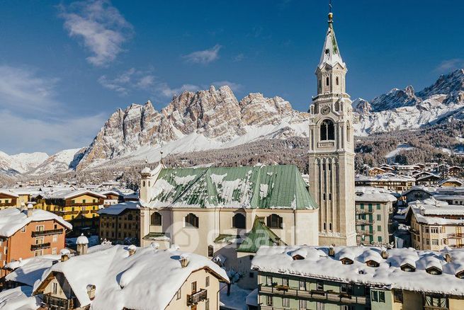 Appartamento in residenziale in Strada Statale 51 di Alemagna