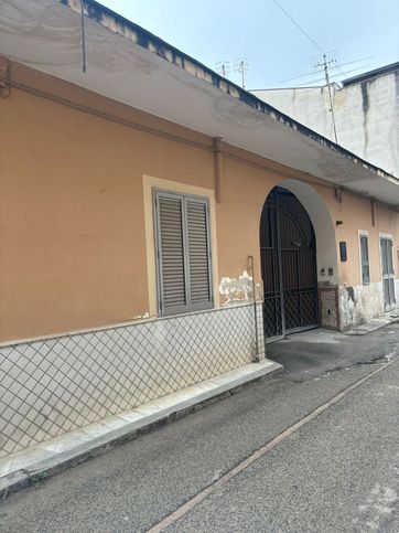 Appartamento in residenziale in Via A. Acerra