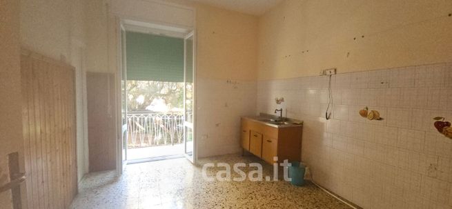 Appartamento in residenziale in Via Bruno Angellotti 25