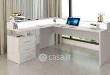 Ufficio in commerciale in Via Roma