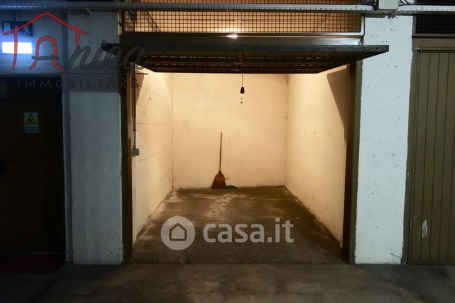 Garage/posto auto in residenziale in 