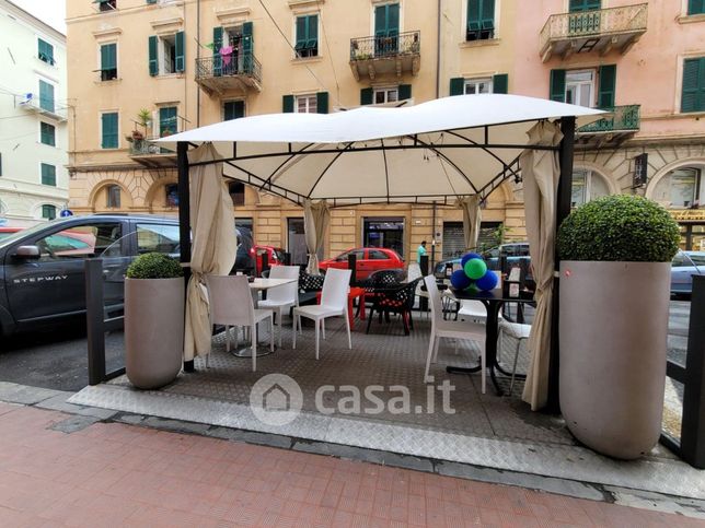 Attivitã /licenza (con o senza mura) in commerciale in Via Verzellino