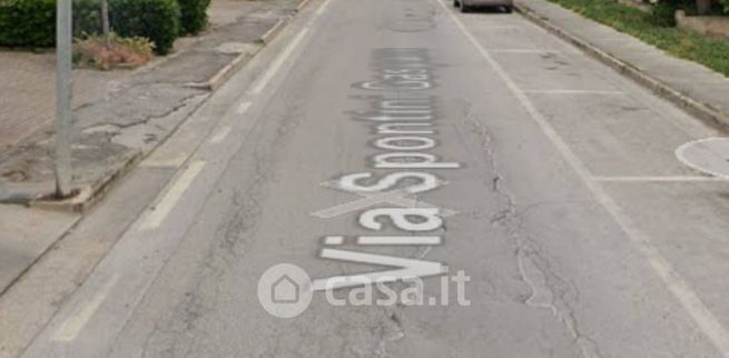 Terreno agricolo in commerciale in Via Spontini Gaspare
