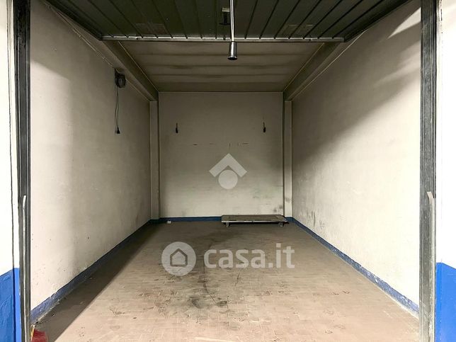 Garage/posto auto in residenziale in Via Monterotta 6