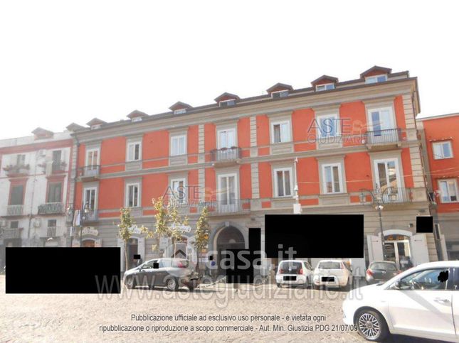 Garage/posto auto in residenziale in Piazza Guglielmo Marconi 9