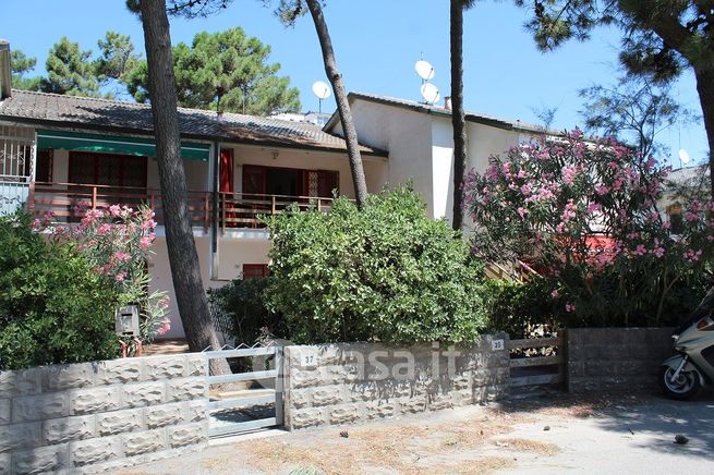 Villetta a schiera in residenziale in Via Panaro 41