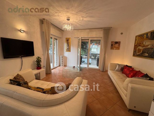 Appartamento in residenziale in Viale Emilia