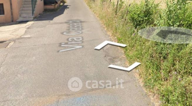 Box/posto auto in residenziale in Via Casette