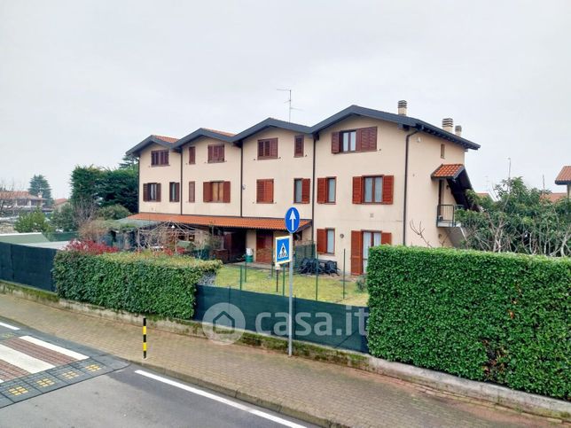 Appartamento in residenziale in Via Cherubino Ferrario 2 /c