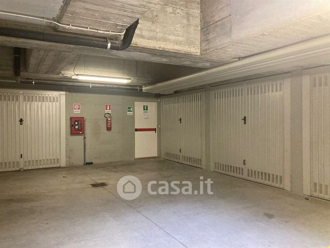 Garage/posto auto in residenziale in Via Saluzzo 84