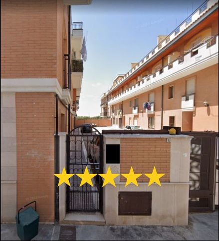 Appartamento in residenziale in Via Deliceto