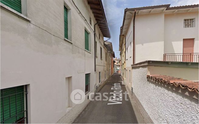 Casa indipendente in residenziale in Vicolo Ritorto 11