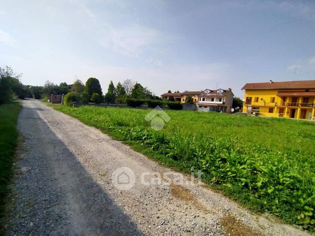 Terreno edificabile in residenziale in Via Francesco Bonardi 1