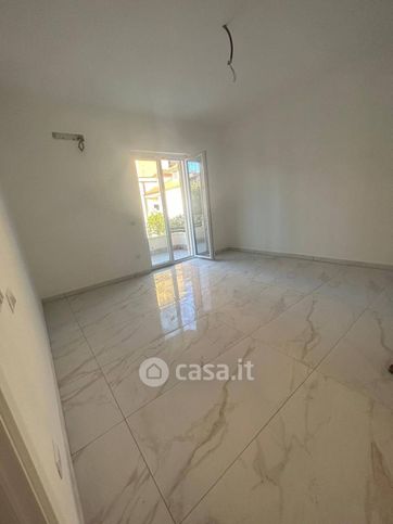 Appartamento in residenziale in Via Magellano