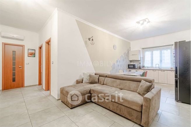 Appartamento in residenziale in Via Don Mario Caustico 155