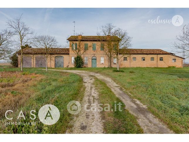 Terreno agricolo in commerciale in 