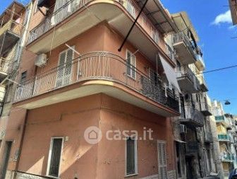Casa indipendente in residenziale in Via Tevere 13
